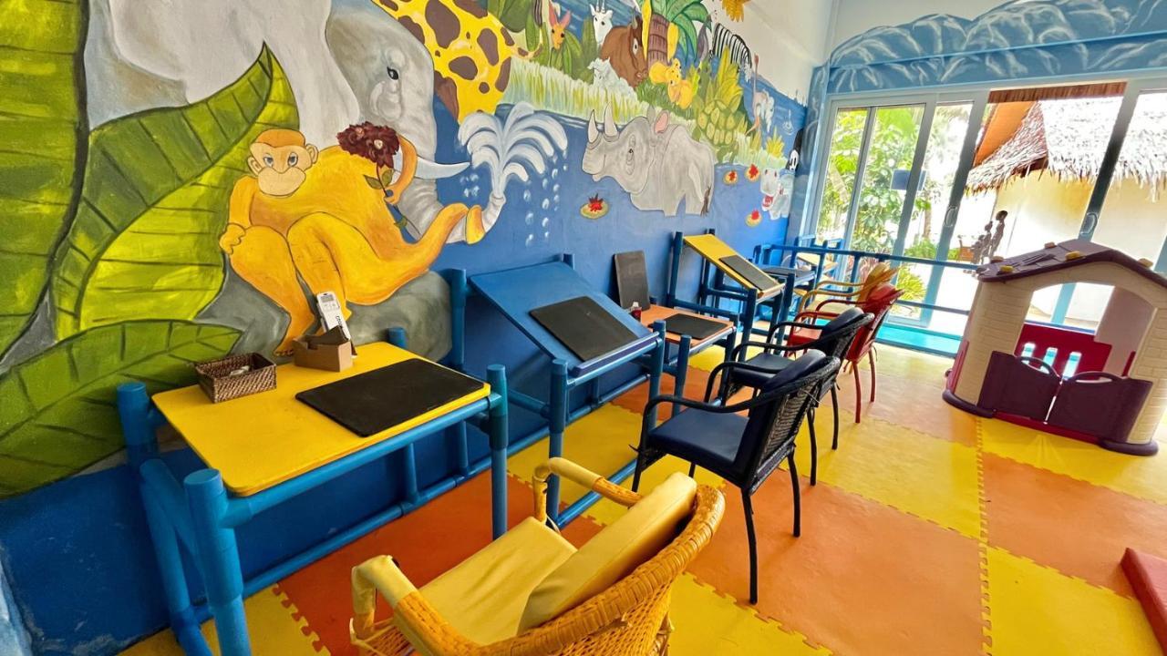 Coco Grove Beach Resort, Siquijor Island Dış mekan fotoğraf The Children's Museum of Oakville