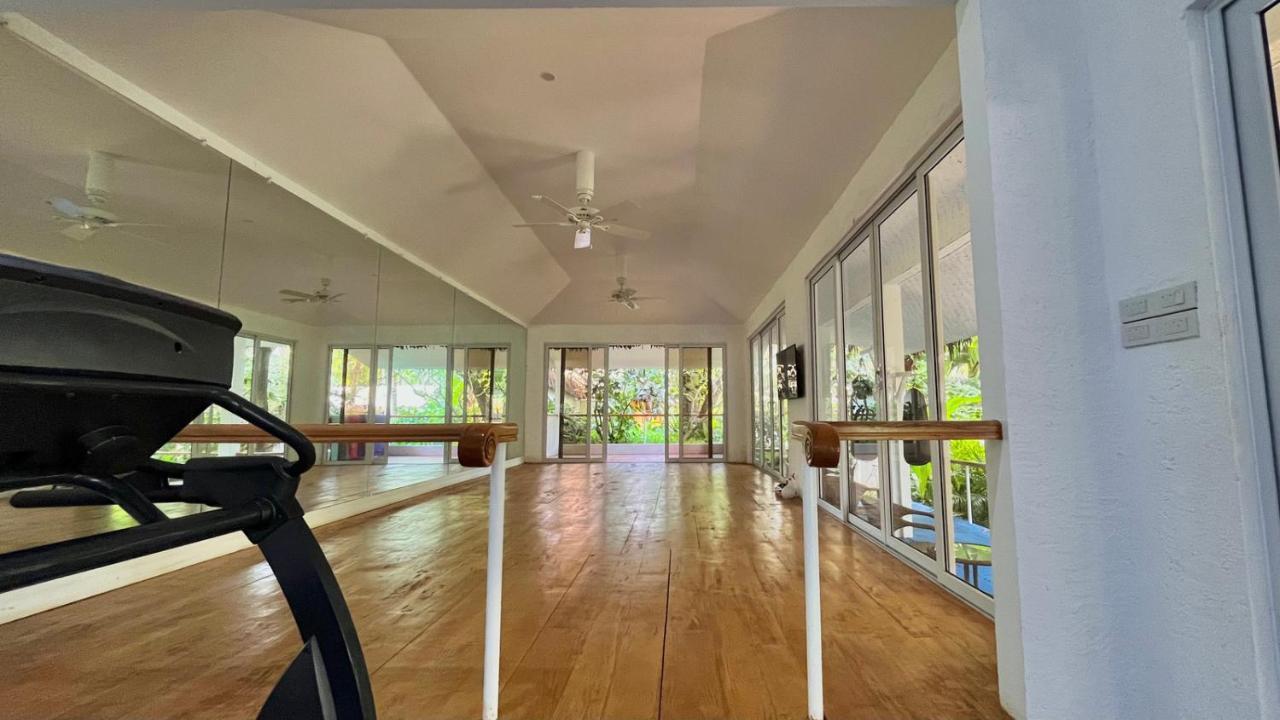 Coco Grove Beach Resort, Siquijor Island Dış mekan fotoğraf The dance studio at the school